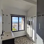 Le Bateau De Villa Sète