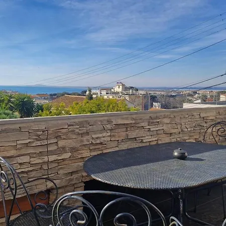 Le Bateau De Βίλα Σετ